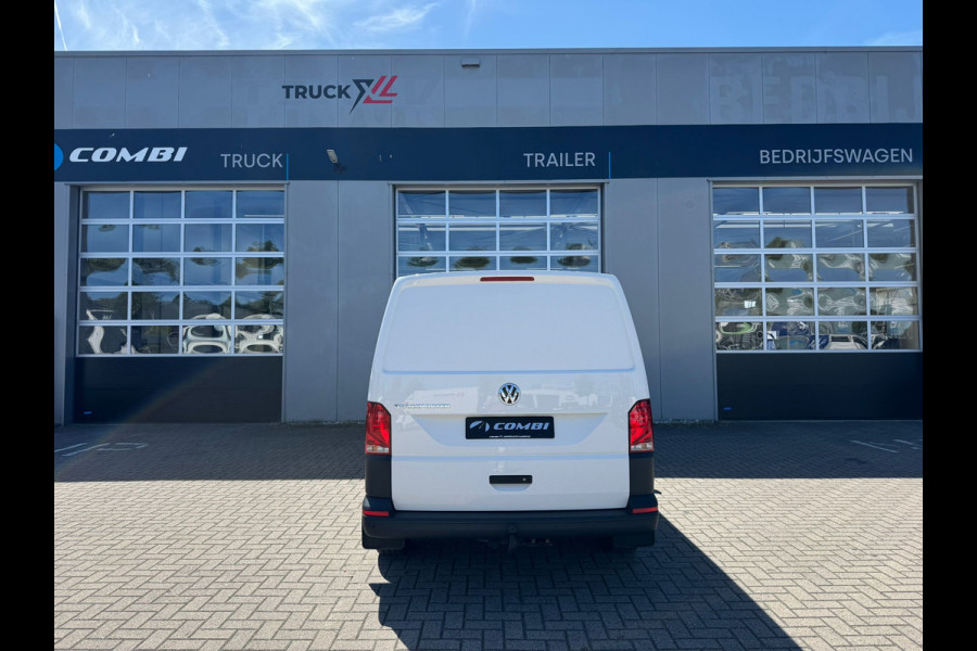 Volkswagen Transporter 2.0 TDI L1H1 28 > Trekhaak/P. sensoren v+a/Carplay