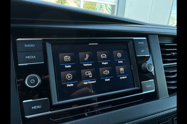Volkswagen Transporter 2.0 TDI L1H1 28 > Trekhaak/P. sensoren v+a/Carplay