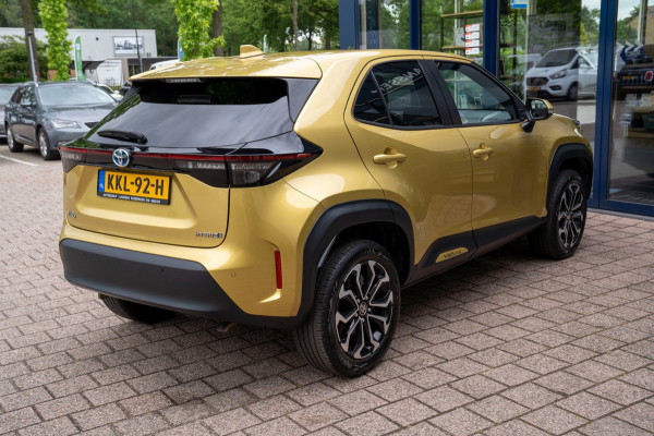 Toyota Yaris Cross 1.5 Hybrid Active|Prijs rijklaar incl 12 mnd garantie|Camera Carplay Stoel,-stuurverw. Privacy glass 17"Lmv
