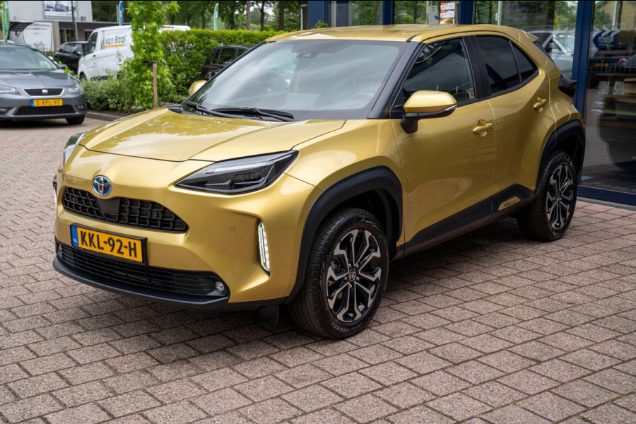 Toyota Yaris Cross 1.5 Hybrid Active|Prijs rijklaar incl 12 mnd garantie|Camera Carplay Stoel,-stuurverw. Privacy glass 17"Lmv