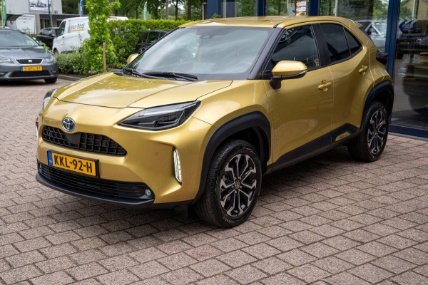 Toyota Yaris Cross 1.5 Hybrid Active|Prijs rijklaar incl 12 mnd garantie|Camera Carplay Stoel,-stuurverw. Privacy glass 17"Lmv