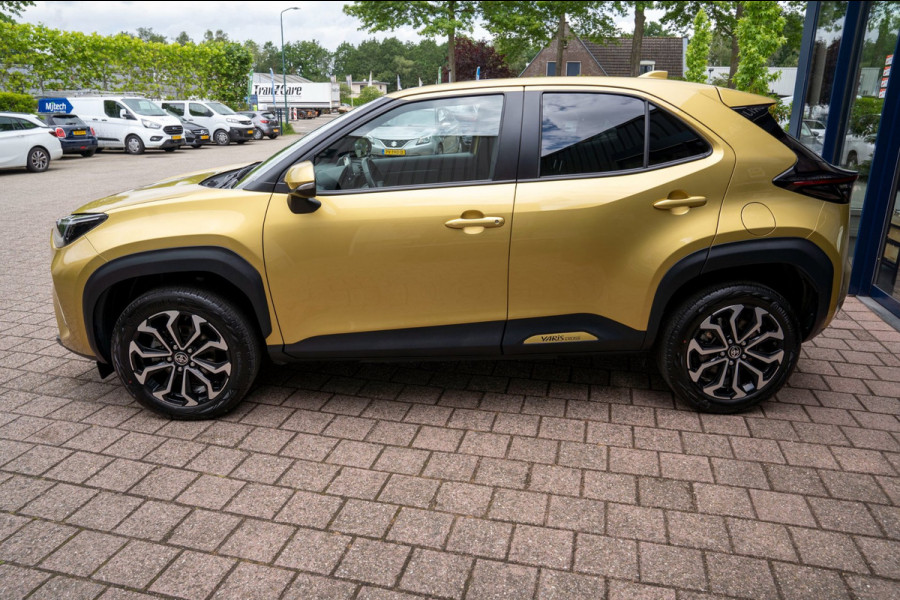 Toyota Yaris Cross 1.5 Hybrid Active|Prijs rijklaar incl 12 mnd garantie|Camera Carplay Stoel,-stuurverw. Privacy glass 17"Lmv