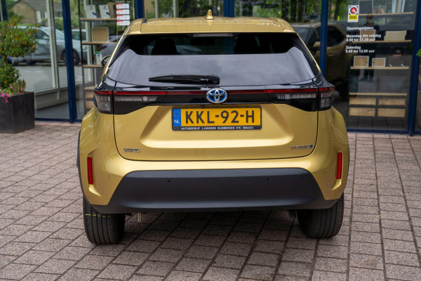 Toyota Yaris Cross 1.5 Hybrid Active|Prijs rijklaar incl 12 mnd garantie|Camera Carplay Stoel,-stuurverw. Privacy glass 17"Lmv