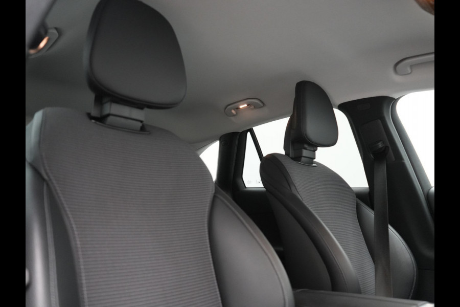 Mercedes-Benz GLC 300e 4MATIC Avantgarde PHEV 313pk Dealer O.H. | Adaptive Cruise | Camera | Digital LED | Sportstoelen Memory & Verwarmd | Stuur Verwarmd | Sfeerverlichting | Apple Carplay | Blis | Navigatie | MBUX | DAB | Plug In Hybrid |