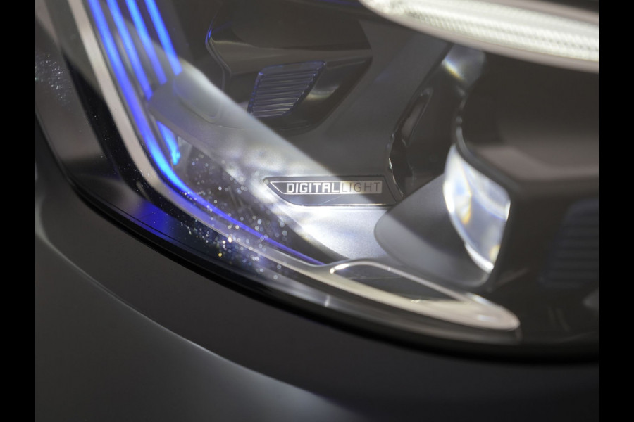 Mercedes-Benz GLC 300e 4MATIC Avantgarde PHEV 313pk Dealer O.H. | Adaptive Cruise | Camera | Digital LED | Sportstoelen Memory & Verwarmd | Stuur Verwarmd | Sfeerverlichting | Apple Carplay | Blis | Navigatie | MBUX | DAB | Plug In Hybrid |