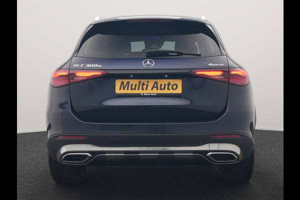 Mercedes-Benz GLC 300e 4MATIC Avantgarde PHEV 313pk Dealer O.H. | Adaptive Cruise | Camera | Digital LED | Sportstoelen Memory & Verwarmd | Stuur Verwarmd | Sfeerverlichting | Apple Carplay | Blis | Navigatie | MBUX | DAB | Plug In Hybrid |