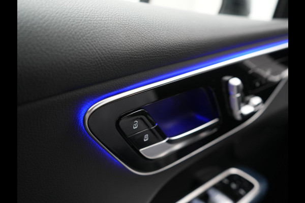 Mercedes-Benz GLC 300e 4MATIC Avantgarde PHEV 313pk Dealer O.H. | Adaptive Cruise | Camera | Digital LED | Sportstoelen Memory & Verwarmd | Stuur Verwarmd | Sfeerverlichting | Apple Carplay | Blis | Navigatie | MBUX | DAB | Plug In Hybrid |