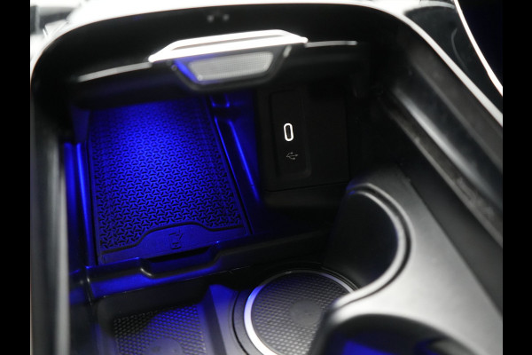 Mercedes-Benz GLC 300e 4MATIC Avantgarde PHEV 313pk Dealer O.H. | Adaptive Cruise | Camera | Digital LED | Sportstoelen Memory & Verwarmd | Stuur Verwarmd | Sfeerverlichting | Apple Carplay | Blis | Navigatie | MBUX | DAB | Plug In Hybrid |