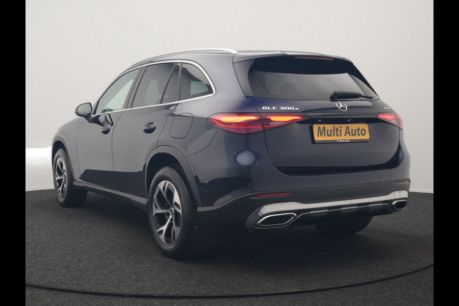 Mercedes-Benz GLC 300e 4MATIC Avantgarde PHEV 313pk Dealer O.H. | Adaptive Cruise | Camera | Digital LED | Sportstoelen Memory & Verwarmd | Stuur Verwarmd | Sfeerverlichting | Apple Carplay | Blis | Navigatie | MBUX | DAB | Plug In Hybrid |