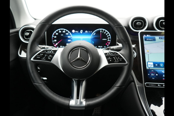 Mercedes-Benz GLC 300e 4MATIC Avantgarde PHEV 313pk Dealer O.H. | Adaptive Cruise | Camera | Digital LED | Sportstoelen Memory & Verwarmd | Stuur Verwarmd | Sfeerverlichting | Apple Carplay | Blis | Navigatie | MBUX | DAB | Plug In Hybrid |