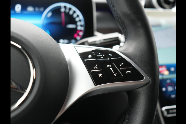 Mercedes-Benz GLC 300e 4MATIC Avantgarde PHEV 313pk Dealer O.H. | Adaptive Cruise | Camera | Digital LED | Sportstoelen Memory & Verwarmd | Stuur Verwarmd | Sfeerverlichting | Apple Carplay | Blis | Navigatie | MBUX | DAB | Plug In Hybrid |