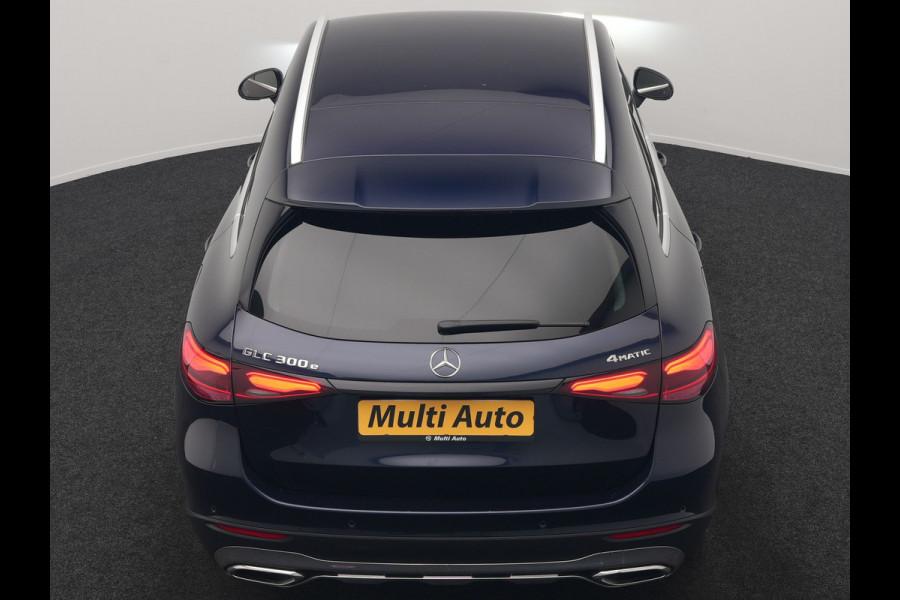 Mercedes-Benz GLC 300e 4MATIC Avantgarde PHEV 313pk Dealer O.H. | Adaptive Cruise | Camera | Digital LED | Sportstoelen Memory & Verwarmd | Stuur Verwarmd | Sfeerverlichting | Apple Carplay | Blis | Navigatie | MBUX | DAB | Plug In Hybrid |