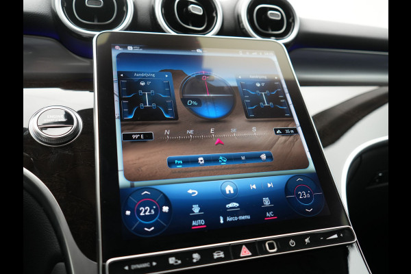 Mercedes-Benz GLC 300e 4MATIC Avantgarde PHEV 313pk Dealer O.H. | Adaptive Cruise | Camera | Digital LED | Sportstoelen Memory & Verwarmd | Stuur Verwarmd | Sfeerverlichting | Apple Carplay | Blis | Navigatie | MBUX | DAB | Plug In Hybrid |