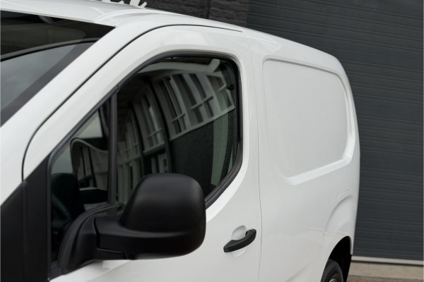 Citroën Berlingo 1.2 PureTech | BPM VRIJ | 3-zits | Camera | PDC V & A | NAVI | Nieuwe D-riem