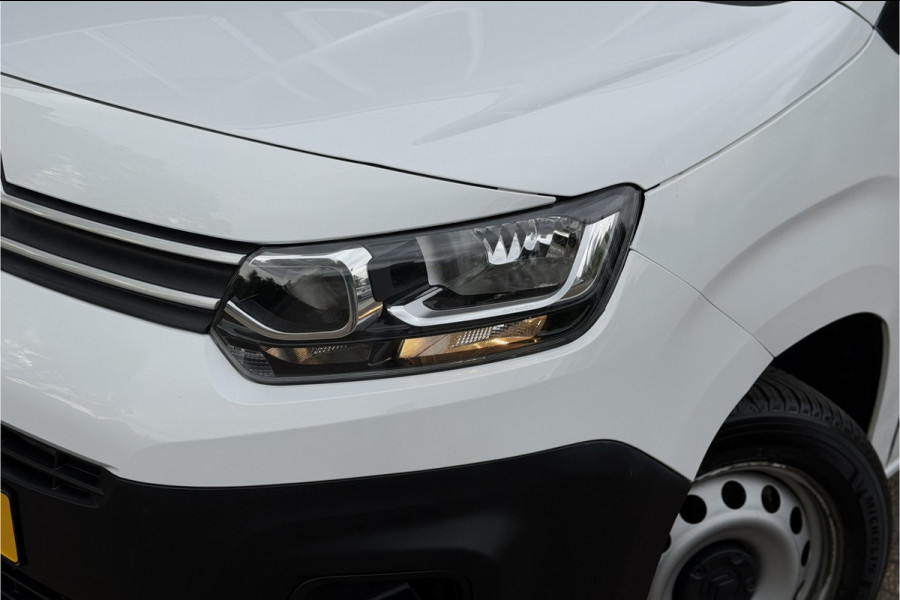 Citroën Berlingo 1.2 PureTech | BPM VRIJ | 3-zits | Camera | PDC V & A | NAVI | Nieuwe D-riem