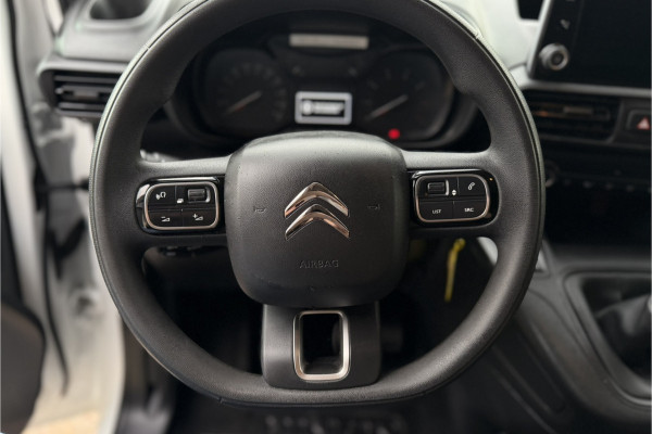 Citroën Berlingo 1.2 PureTech | BPM VRIJ | 3-zits | Camera | PDC V & A | NAVI | Nieuwe D-riem