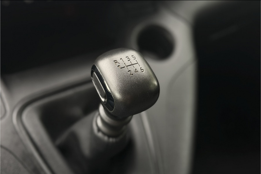 Citroën Berlingo 1.2 PureTech | BPM VRIJ | 3-zits | Camera | PDC V & A | NAVI | Nieuwe D-riem