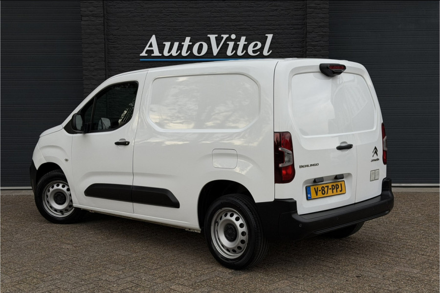 Citroën Berlingo 1.2 PureTech | BPM VRIJ | 3-zits | Camera | PDC V & A | NAVI | Nieuwe D-riem