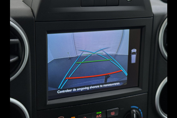 Citroën Berlingo 1.2T 111PK XTR 5-Persoons Trekhaak Navi Airco Camera Cruise Control Apple Carplay MirrorLink Pdc Schuifdeuren Bluetooth Getint glas Led Regen-Lichtsensor 1.300KG Trekwicht