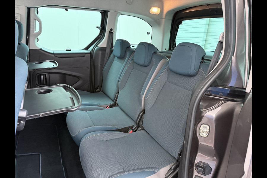 Citroën Berlingo 1.2T 111PK XTR 5-Persoons Trekhaak Navi Airco Camera Cruise Control Apple Carplay MirrorLink Pdc Schuifdeuren Bluetooth Getint glas Led Regen-Lichtsensor 1.300KG Trekwicht