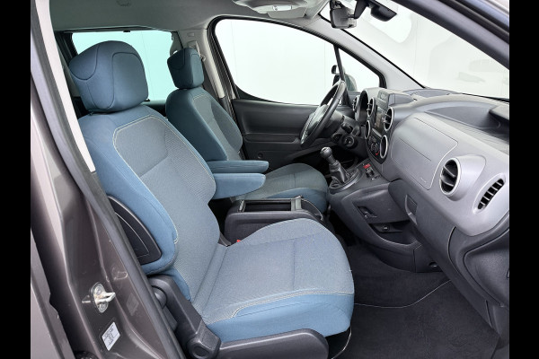 Citroën Berlingo 1.2T 111PK XTR 5-Persoons Trekhaak Navi Airco Camera Cruise Control Apple Carplay MirrorLink Pdc Schuifdeuren Bluetooth Getint glas Led Regen-Lichtsensor 1.300KG Trekwicht