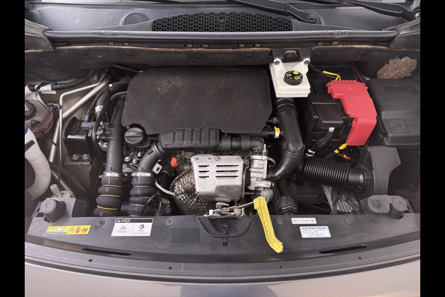 Citroën Berlingo 1.2T 111PK XTR 5-Persoons Trekhaak Navi Airco Camera Cruise Control Apple Carplay MirrorLink Pdc Schuifdeuren Bluetooth Getint glas Led Regen-Lichtsensor 1.300KG Trekwicht