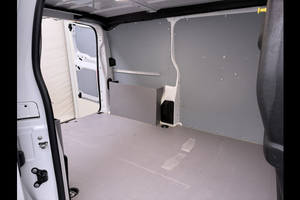 Opel Vivaro 2.0CDTI L2H1 3-Persoons Trekhaak Euro 6 Navi Apple Carplay Android Auto Airco Cruise Control Pdc Edition Regen-Lichtsensor Betonplex Vloer Wandbetimmering Schuifdeur 2.500KG Trekgewicht Origineel Nederlandse Bus