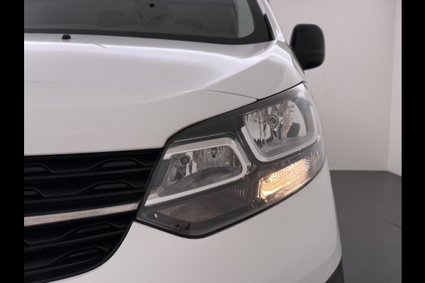 Opel Vivaro 2.0CDTI L2H1 3-Persoons Trekhaak Euro 6 Navi Apple Carplay Android Auto Airco Cruise Control Pdc Edition Regen-Lichtsensor Betonplex Vloer Wandbetimmering Schuifdeur 2.500KG Trekgewicht Origineel Nederlandse Bus