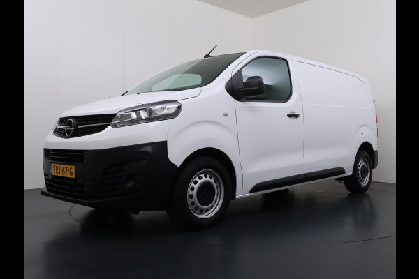 Opel Vivaro 2.0CDTI L2H1 3-Persoons Trekhaak Euro 6 Navi Apple Carplay Android Auto Airco Cruise Control Pdc Edition Regen-Lichtsensor Betonplex Vloer Wandbetimmering Schuifdeur 2.500KG Trekgewicht Origineel Nederlandse Bus