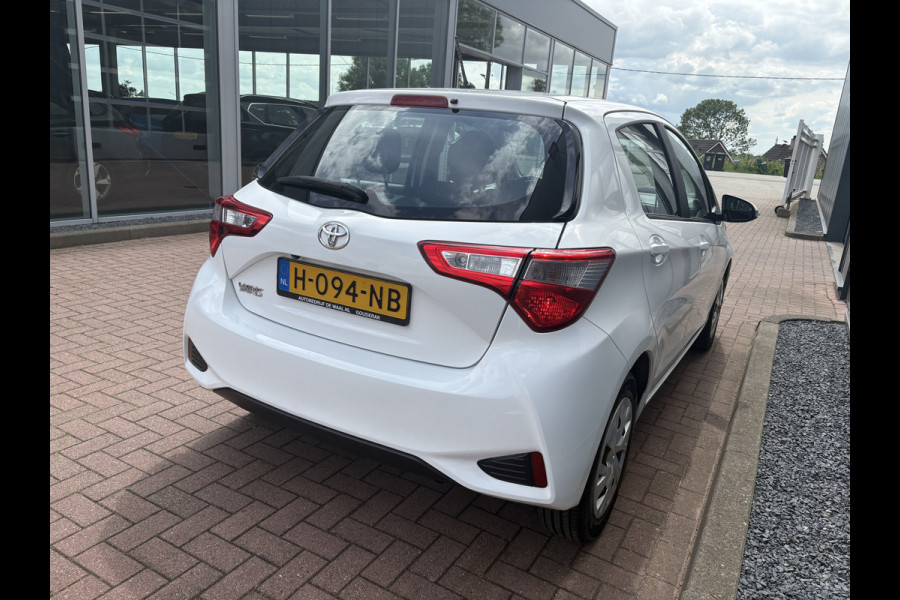 Toyota Yaris 1.5 VVT-i Active Automaat 5-drs. CAMERA/MEDIA/CRUISE/CLIMA