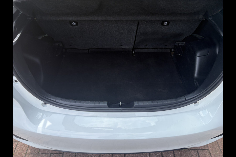 Toyota Yaris 1.5 VVT-i Active Automaat 5-drs. CAMERA/MEDIA/CRUISE/CLIMA