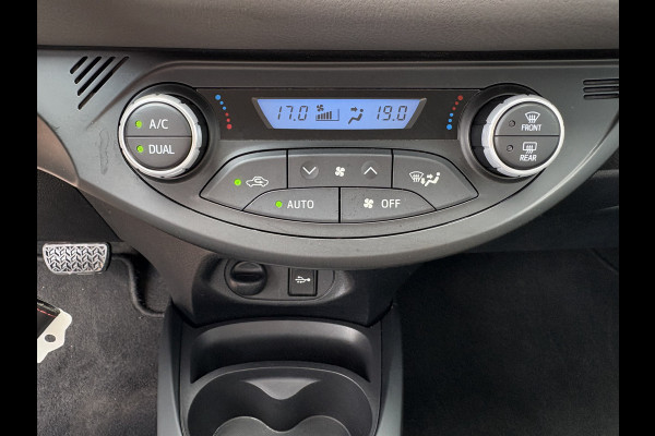 Toyota Yaris 1.5 VVT-i Active Automaat 5-drs. CAMERA/MEDIA/CRUISE/CLIMA