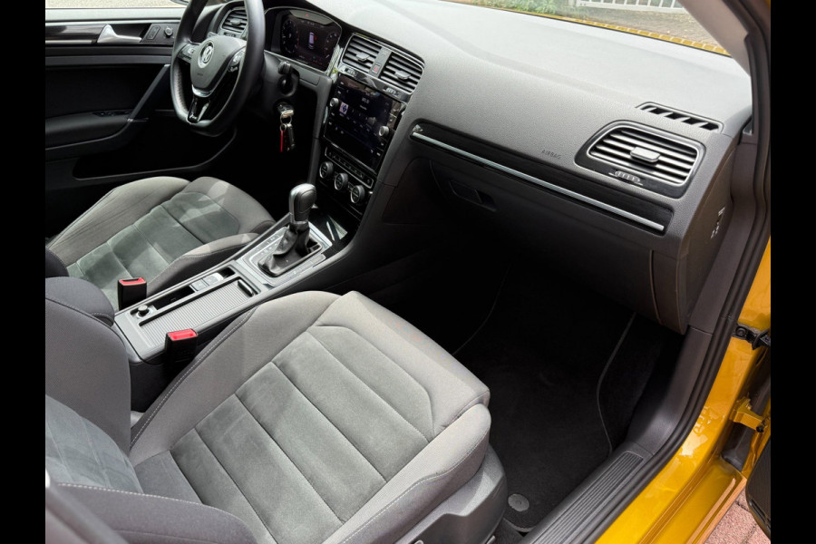 Volkswagen Golf 1.5 TSI R-Line | LED | ACC | Virtual | CAM