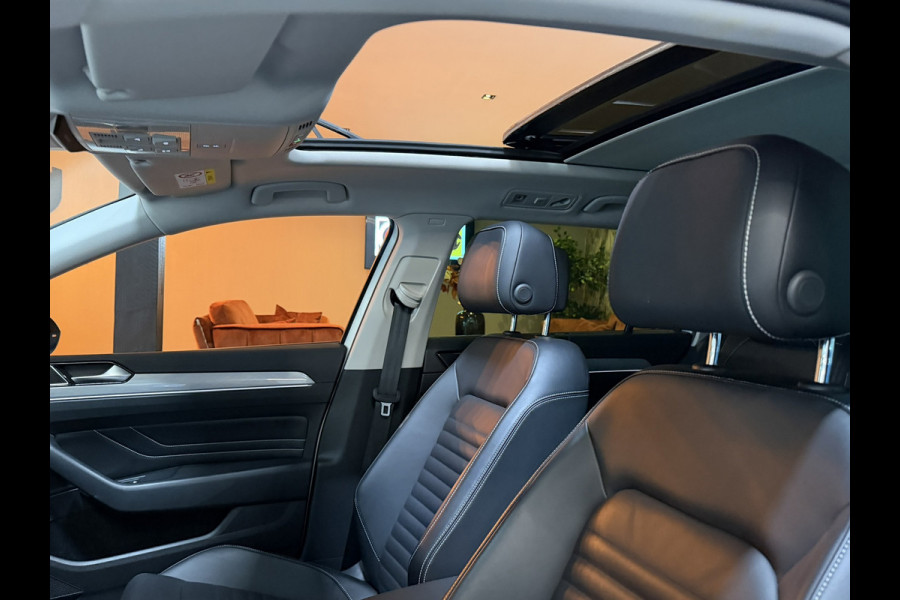 Volkswagen Passat Variant 1.4 TSI GTE|218pk|Plug-in Hybrid|Pano|Massage|Elek. Trekhaak|Head-up|360° Camera|Leder|Rijklaar