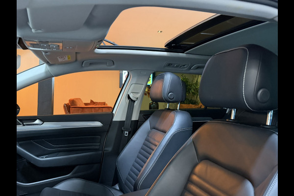 Volkswagen Passat Variant 1.4 TSI GTE|218pk|Plug-in Hybrid|Pano|Massage|Elek. Trekhaak|Head-up|360° Camera|Leder|Rijklaar