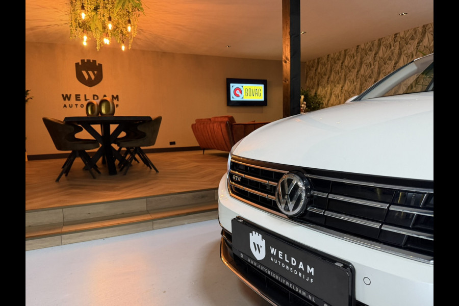 Volkswagen Passat Variant 1.4 TSI GTE|218pk|Plug-in Hybrid|Pano|Massage|Elek. Trekhaak|Head-up|360° Camera|Leder|Rijklaar