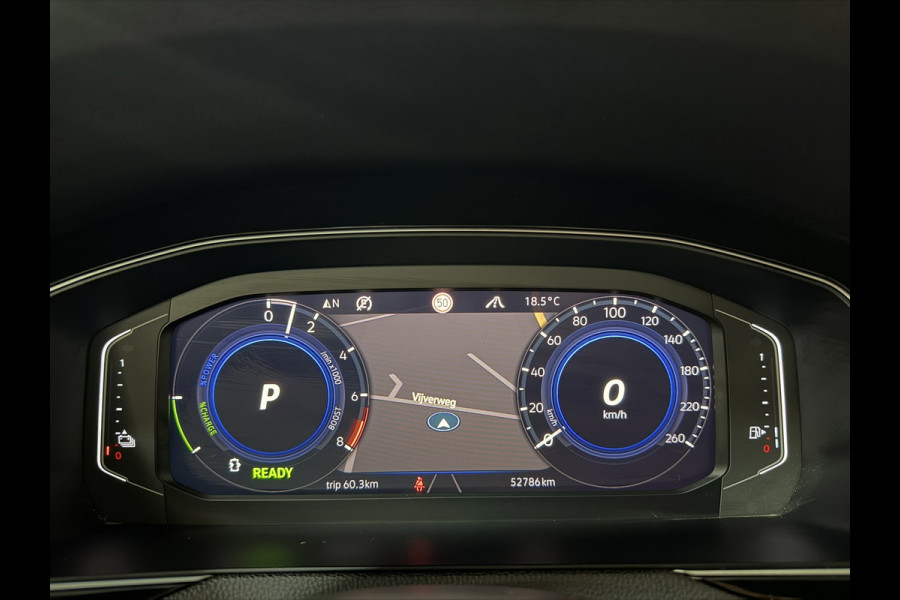 Volkswagen Passat Variant 1.4 TSI GTE|218pk|Plug-in Hybrid|Pano|Massage|Elek. Trekhaak|Head-up|360° Camera|Leder|Rijklaar