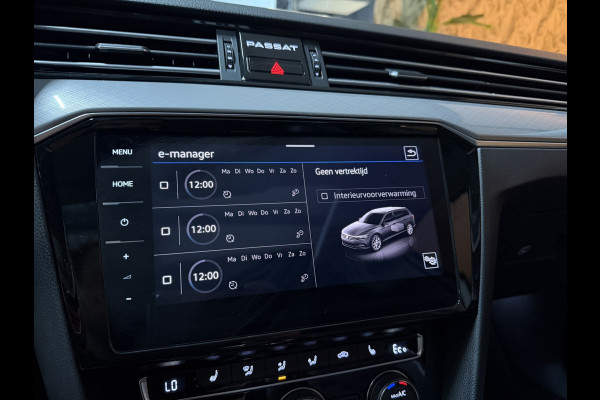 Volkswagen Passat Variant 1.4 TSI GTE|218pk|Plug-in Hybrid|Pano|Massage|Elek. Trekhaak|Head-up|360° Camera|Leder|Rijklaar