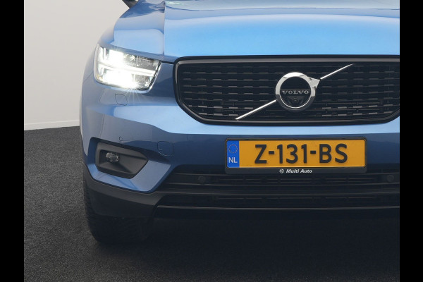 Volvo XC40 T5 Twin Engine R-Design PHEV 262pk | Trekhaak Af Fabriek | Panodak | Adaptive Cruise | 360 Camera | Harman / Kardon | Alcantara Sportstoelen Memory & Verwarmd | Apple Carplay | Stuur Verwarmd | Keyless | Blis | 19"L.M | Plug In Hybrid |