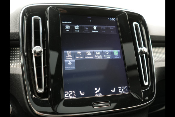 Volvo XC40 T5 Twin Engine R-Design PHEV 262pk | Trekhaak Af Fabriek | Panodak | Adaptive Cruise | 360 Camera | Harman / Kardon | Alcantara Sportstoelen Memory & Verwarmd | Apple Carplay | Stuur Verwarmd | Keyless | Blis | 19"L.M | Plug In Hybrid |