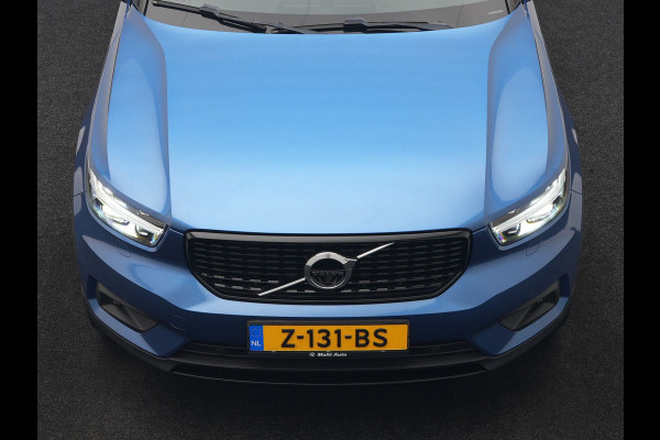 Volvo XC40 T5 Twin Engine R-Design PHEV 262pk | Trekhaak Af Fabriek | Panodak | Adaptive Cruise | 360 Camera | Harman / Kardon | Alcantara Sportstoelen Memory & Verwarmd | Apple Carplay | Stuur Verwarmd | Keyless | Blis | 19"L.M | Plug In Hybrid |