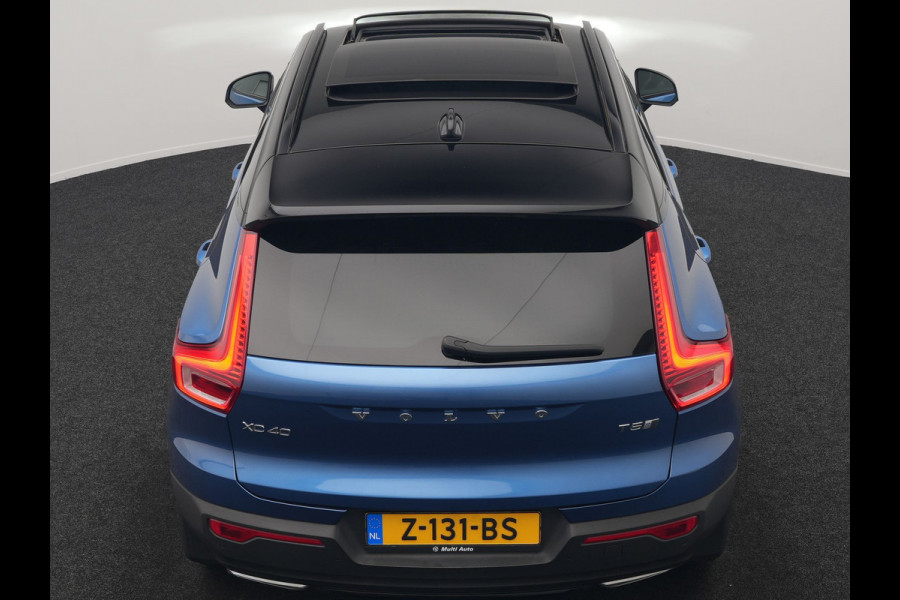 Volvo XC40 T5 Twin Engine R-Design PHEV 262pk | Trekhaak Af Fabriek | Panodak | Adaptive Cruise | 360 Camera | Harman / Kardon | Alcantara Sportstoelen Memory & Verwarmd | Apple Carplay | Stuur Verwarmd | Keyless | Blis | 19"L.M | Plug In Hybrid |