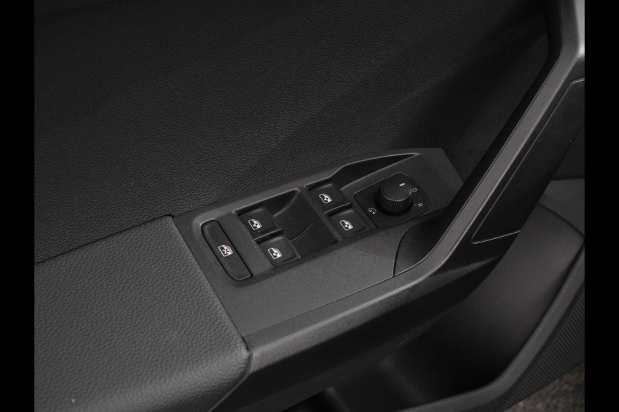 Seat Ibiza 1.0 MPI Style Navigatie Apple Carplay/Android Auto Climate Control Cruise Control Stoelverwarming Lichtmetalen velgen