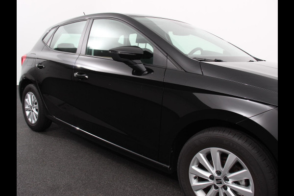 Seat Ibiza 1.0 MPI Style Navigatie Apple Carplay/Android Auto Climate Control Cruise Control Stoelverwarming Lichtmetalen velgen