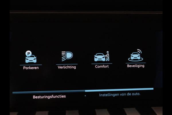 Peugeot 508 1.6 HYbrid Allure | SOH 92% | Leder | Stoelverwarming | Adaptive cruise | Carplay | Camera | Navigatie | Side Assist | Getint glas | Climate control | Bluetooth | PHEV | Plug In
