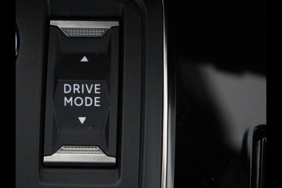 Peugeot 508 1.6 HYbrid Allure | SOH 92% | Leder | Stoelverwarming | Adaptive cruise | Carplay | Camera | Navigatie | Side Assist | Getint glas | Climate control | Bluetooth | PHEV | Plug In