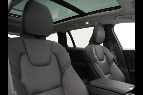 Volvo V60 T6 AWD Plus Bright LONG RANGE PHEV 350pk Dealer O.H. | Panodak | Camera | Harman / Kardon | Lederen Sportstoelen Memory & Verwarmd | Google Assistent | Keyless | Stuur Verwarmd | Apple Carplay | Navigatie | DAB | Plug In Hybrid |