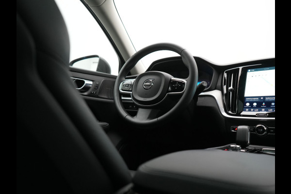 Volvo V60 T6 AWD Plus Bright LONG RANGE PHEV 350pk Dealer O.H. | Panodak | Camera | Harman / Kardon | Lederen Sportstoelen Memory & Verwarmd | Google Assistent | Keyless | Stuur Verwarmd | Apple Carplay | Navigatie | DAB | Plug In Hybrid |