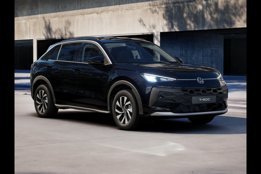 Volkswagen T-Roc Limited Edition 1.5 eTSI 85 kW / 116 PK SUV 7 vers / Getinte ramen / Carplay / 16 Inch
