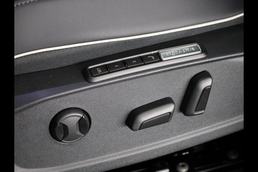 Volkswagen ID.4 Pro Limited Edition Plus 77 kWh accu 210 kW / 286 / Massage / Panoramadak / IQ-Light / CarPlay
